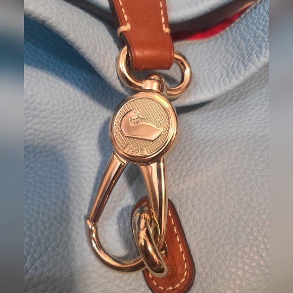 Dooney & bourke logo lock shoulder bag - Picture 4 of 5